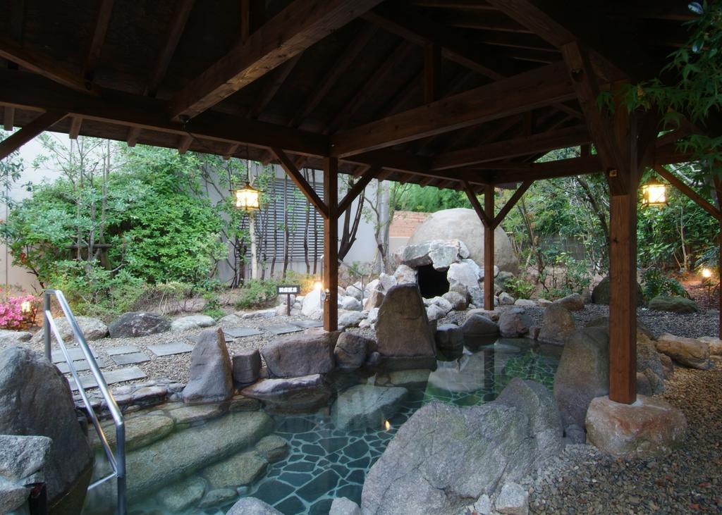 Route Inn Grantia Fukuoka Miyawaka - Wakita Onsen Eksteriør billede